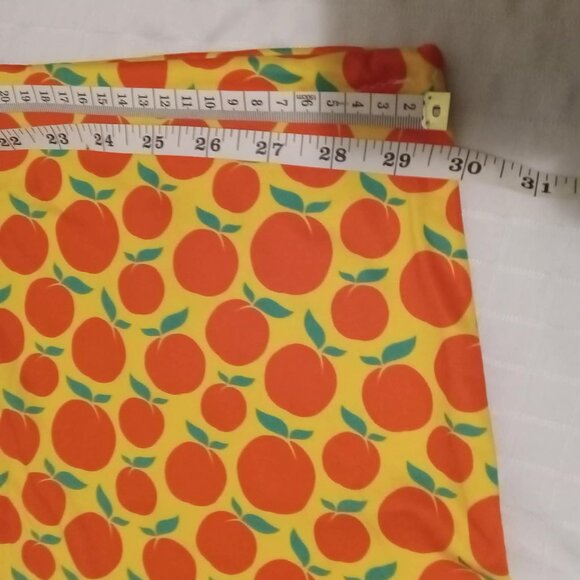 One-of-a-kind hand made Tomato skirt - end-of-roll fabric - material: spandex - Picture 2 of 7